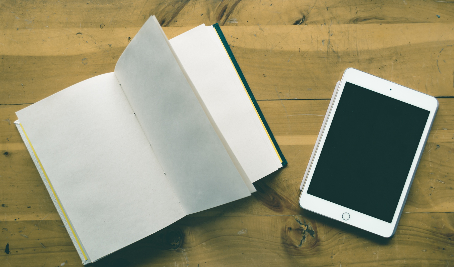 The Hidden Psychology Behind Great Book Covers